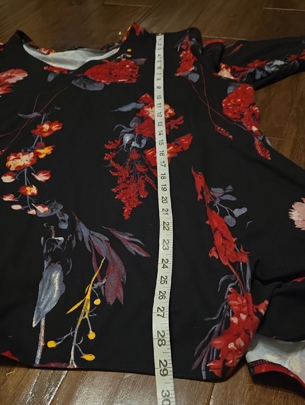 Lildy Hankerchief Hem Long Sleeve Tunic With Pockets! Size 2XL-3XL - Picture 6 of 9
